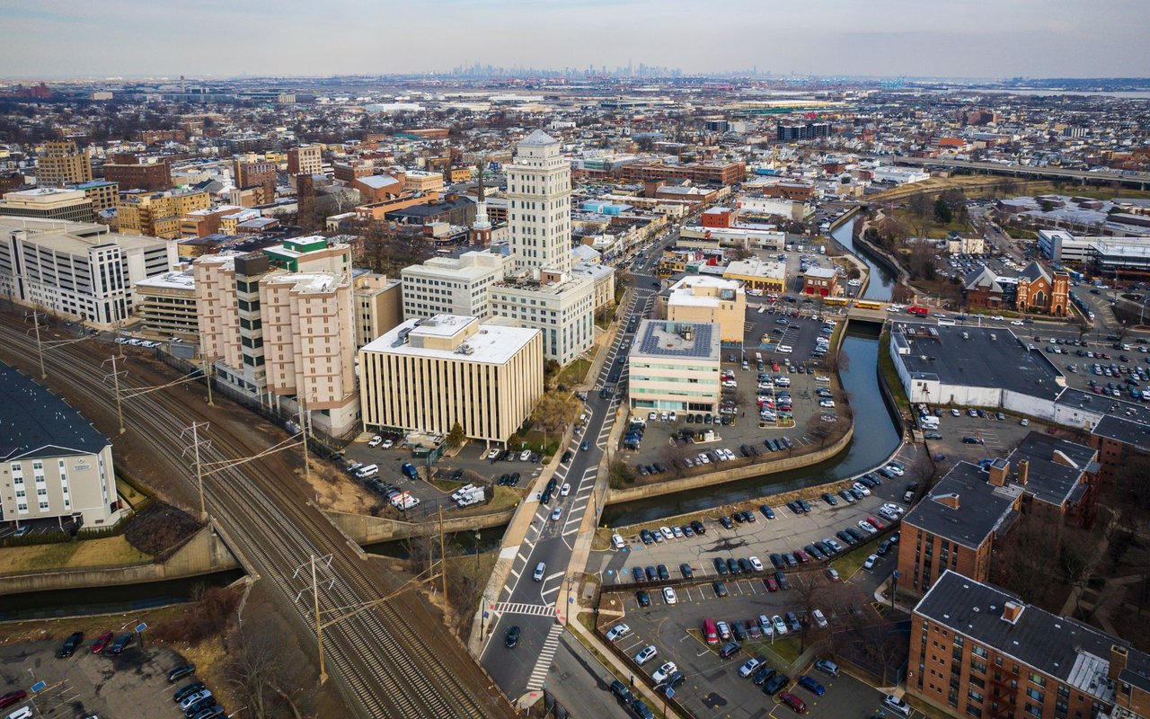 Elizabeth, NJ Real Estate Guide